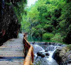 磁县周边旅游(周边旅游景区哪里好玩)