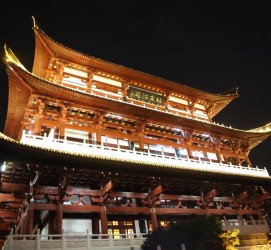 磁县长沙旅游攻略(长沙旅游攻略景点必去长沙美食街)