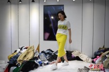 磁县兼职模特试衣服(兼职做试衣模特好吗)