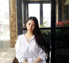 磁县女友兼职模特的小说(女友兼职模特的小说保举)