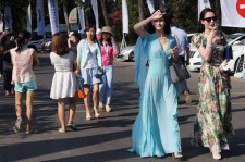 磁县上海商务伴游男雇用(上海雇用高端伴游一天20万)