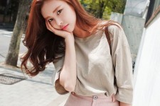 磁县韩国女模特(韩国女模特泳装表寅)