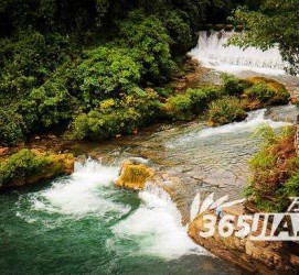 磁县去哪里旅游好(七月八月去哪里旅游好)