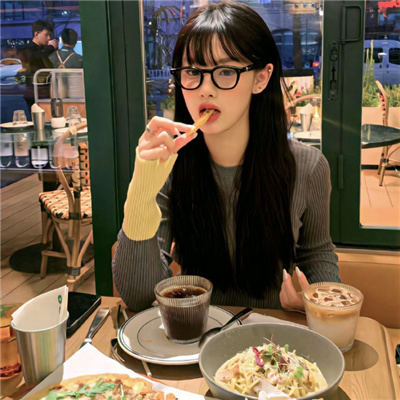磁县伴游女生娄婷的资料