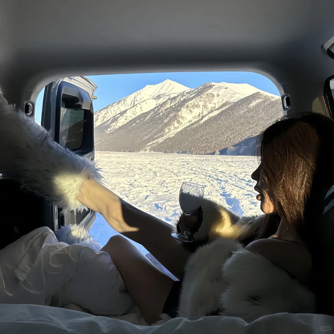 伴游女生陆星瑶的资料